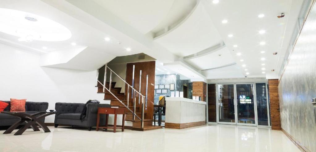 Balibago Hotel Angeles Exterior foto